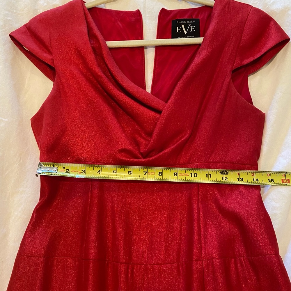 Black Halo elegant red color prom dress / evening dress size 6 - Picture 6 of 9